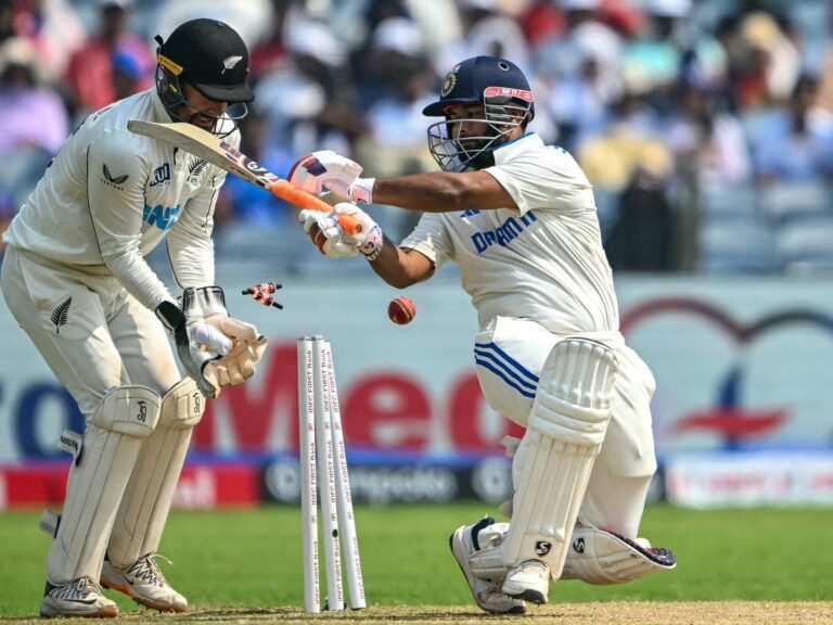 India's coach Gambhir wijst op vlakke wickets en T20's als oorzaak van zwakke Test batting