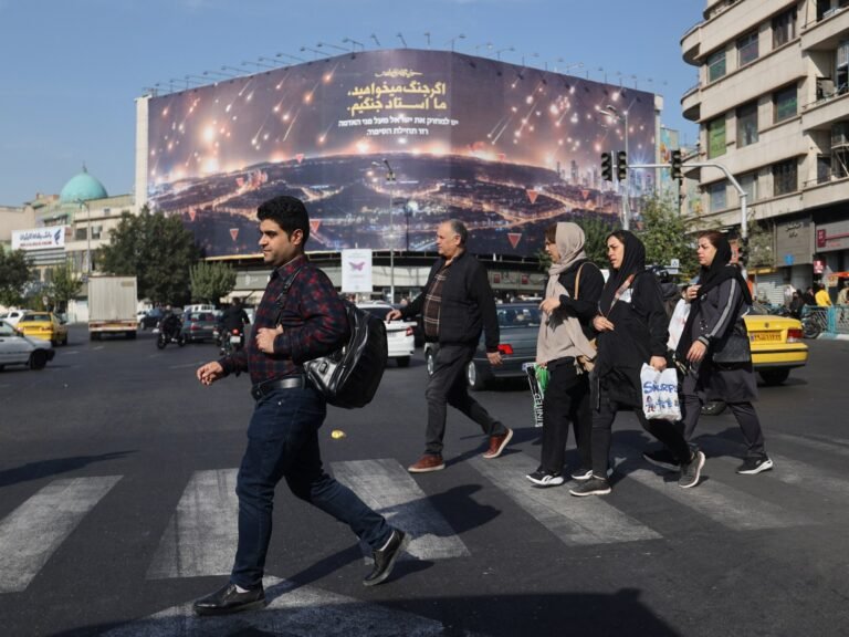 Veroordelingen en oproepen tot terughoudendheid: Wereld reageert op Israëlische aanvallen op Iran