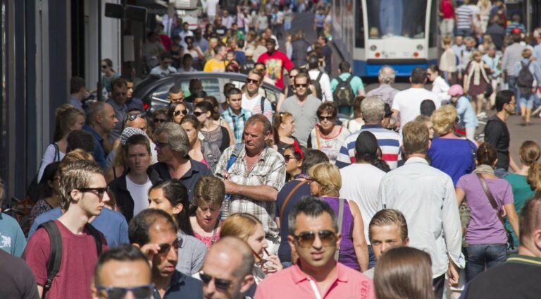 Amsterdam Verbiedt Hotels om Slaappods te Gebruiken om Overtoerisme in het Stadscentrum te Verminderen