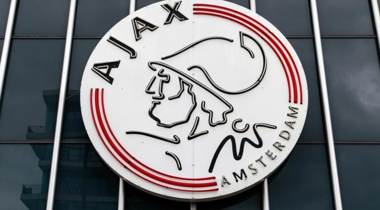 Amsterdam verbiedt Lazio-fans bij Ajax-wedstrijd vanwege zorgen over antisemitisme en racisme