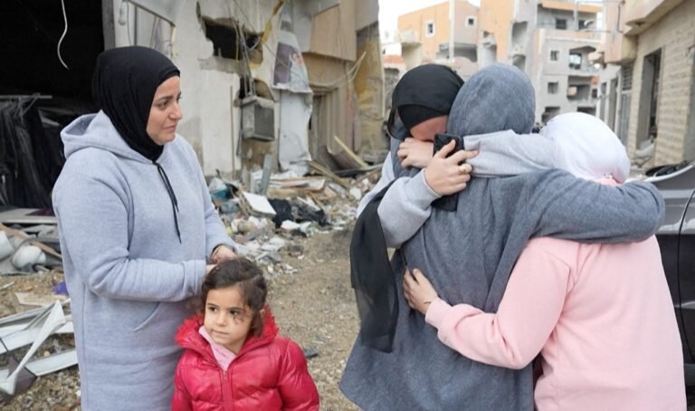 Emotionele Terugkeer naar Vernielde Huizen in Libanon