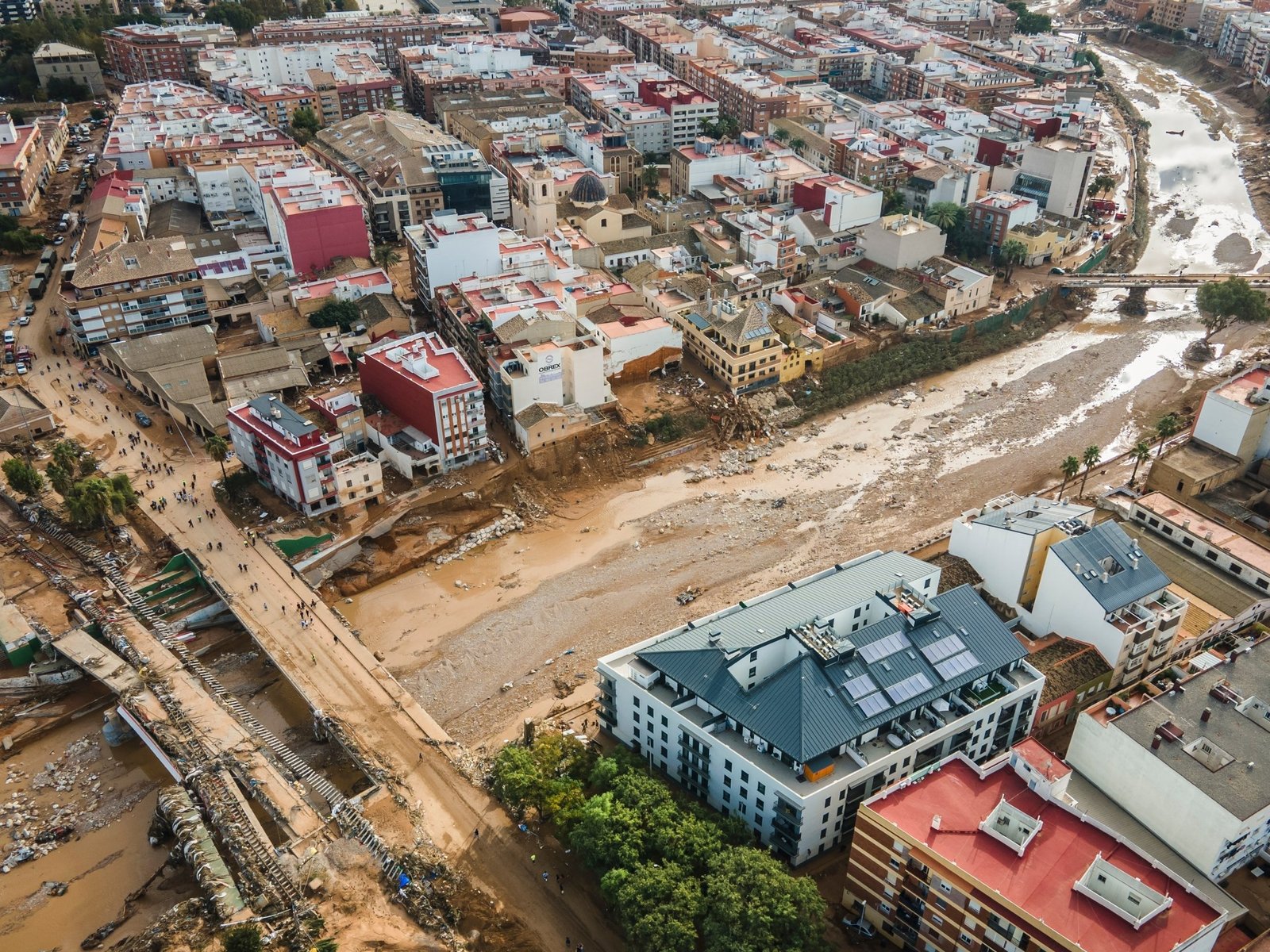 Foto's: De verwoesting door de overstromingen van de eeuw in Spanje