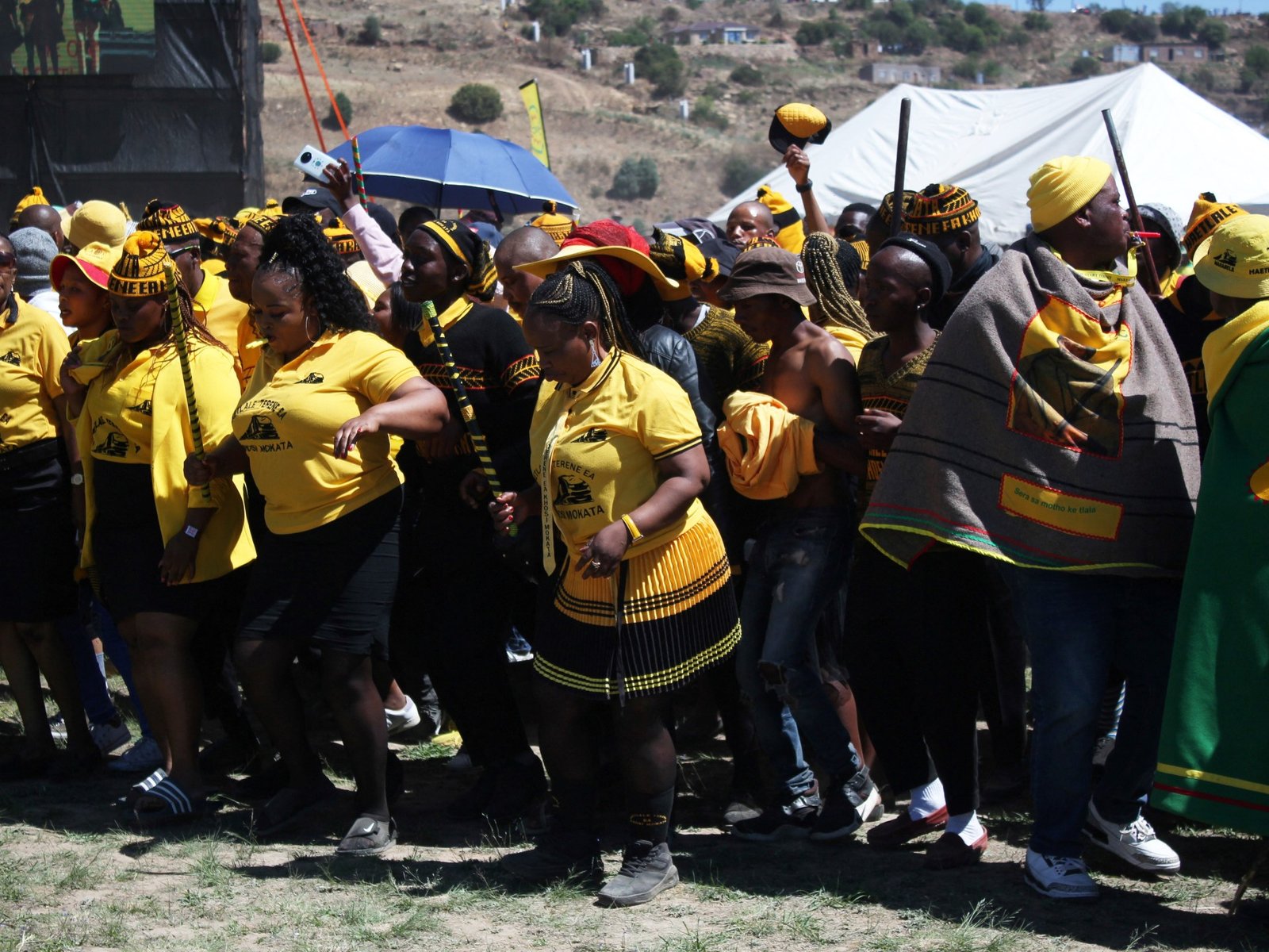 Hoe de Famo-muziek uit Zuid-Afrika de 'terroristische' bendes van Lesotho heeft voortgebracht