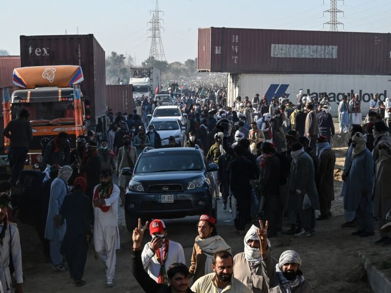 Islamabad in Lockdown Door Protesten van Imran Khan Ondersteuners