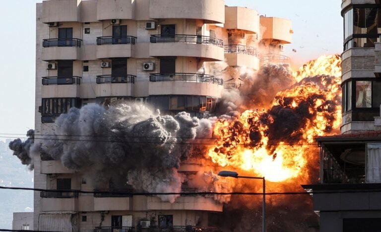 Israël bombarde buitenwijken van Beiroet terwijl gevechten in Zuid-Libanon aanhouden