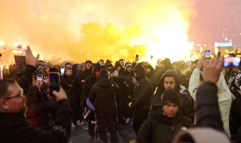 Israëlische voetbalfans in botsing met demonstranten in Amsterdam