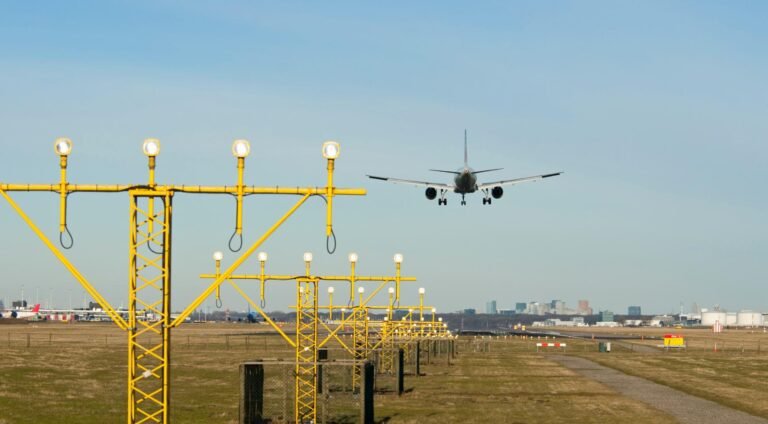 Milieuorganisaties vragen rechtbank om natuurvergunning Schiphol te vernietigen