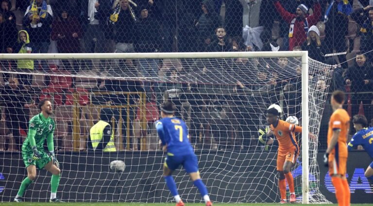 Oranje sluit groepsfase van de Nations League af met teleurstellend 1-1 gelijkspel tegen Bosnië