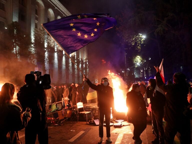 Politie en demonstranten in Georgië in botsing door vertraging EU-gesprekken