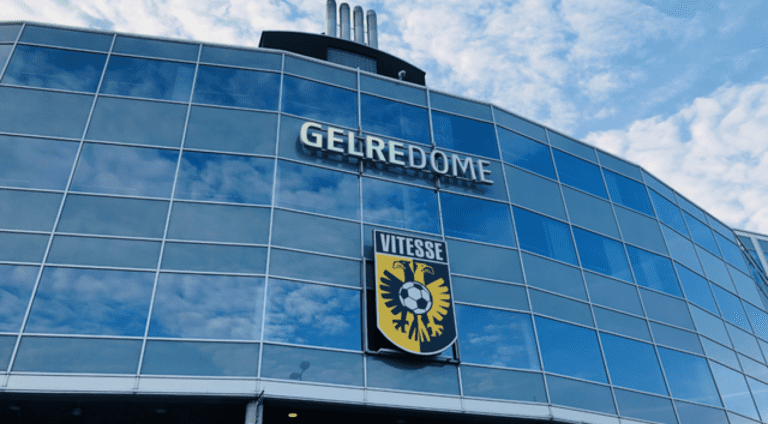 Vitesse krijgt 21 punten in mindering vanwege onvolledige financiële rapportages