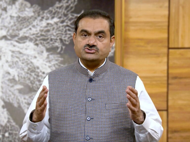 Voorzitter van Indiaas conglomeraat Gautam Adani aangeklaagd in de VS