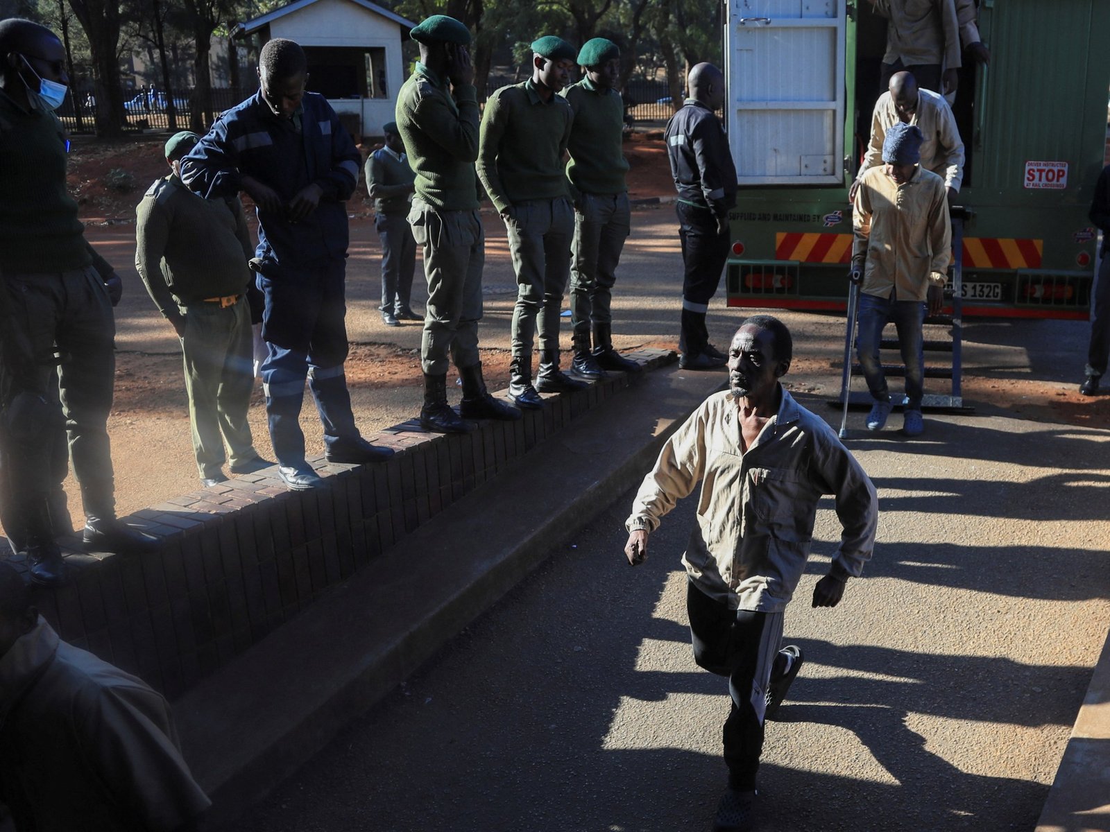 Zimbabwese oppositieleider schuldig bevonden aan deelname aan 'illegale bijeenkomst'