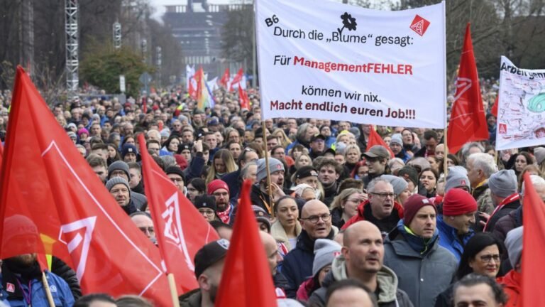 Volkswagen-medewerkers hervatten staking uit vrees voor sluitingen van fabrieken