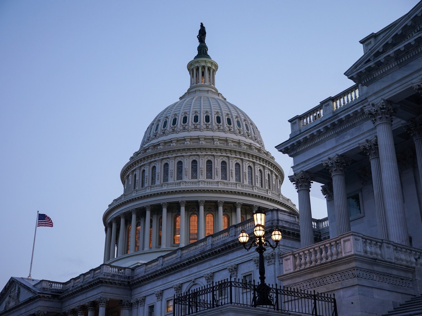 Democraten veroveren laatste zetel in het Amerikaanse Huis, verminderen Republikeinse meerderheid