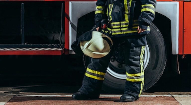 Explosie in Purmerend: politie onderzoekt brandstichting, één gewonde