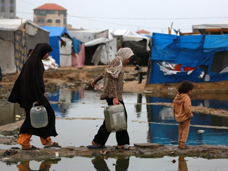 “Israël pleegt ‘genocide’ door water in Gaza af te sluiten, volgens HRW”