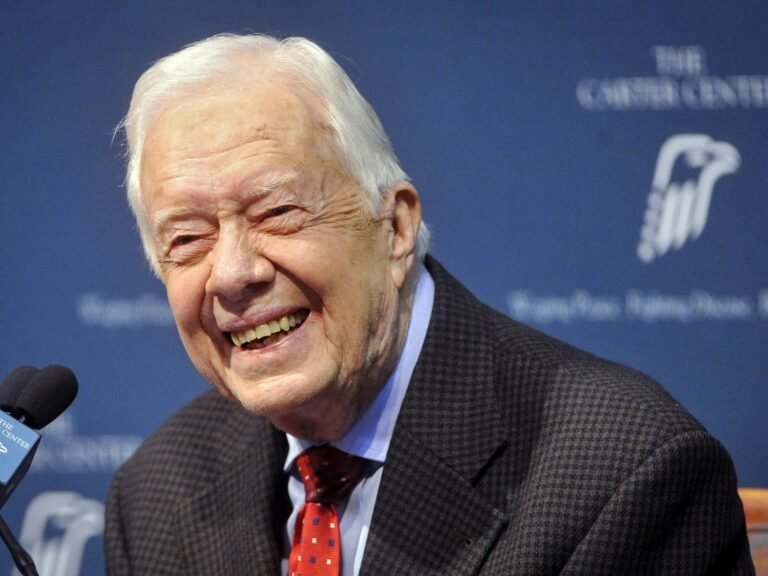 Jimmy Carter: Nobelprijswinnaar, humanitair en voormalige Amerikaanse president overleden op 100-jarige leeftijd