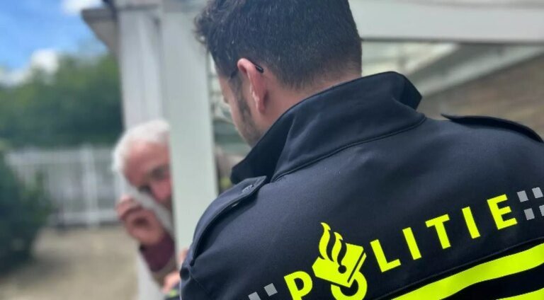 Minimaal zeven explosies in de nacht in Amsterdam, voornamelijk in het Westelijke district