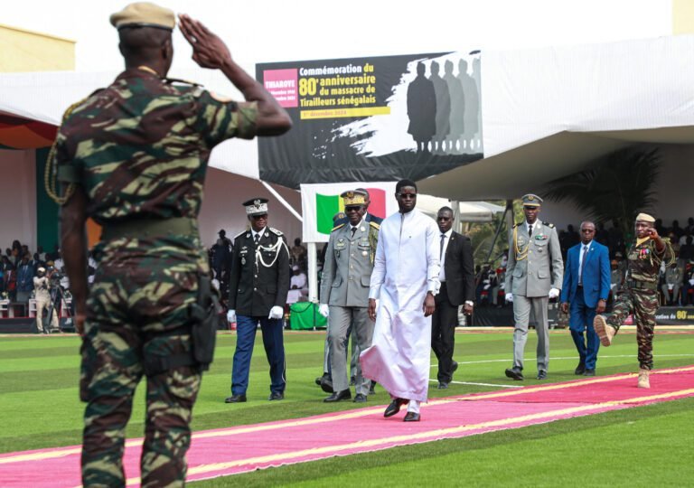 Senegal Herdenkt 80 Jaar Sinds de Franse Bloedbad