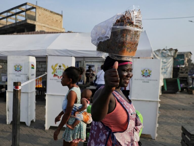 Stemlokalen geopend in Ghana: Een cruciale test voor de democratie