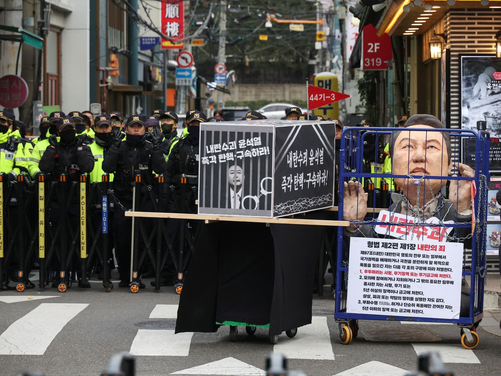 Zuid-Koreaanse oppositiepartijen dienen nieuwe motie in om president Yoon af te zetten