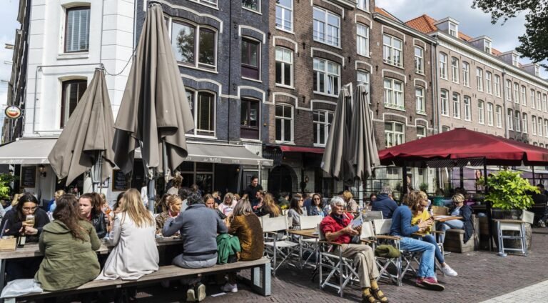 Aantal cafés in Nederland daalt; Sterkste afname in het noordoosten