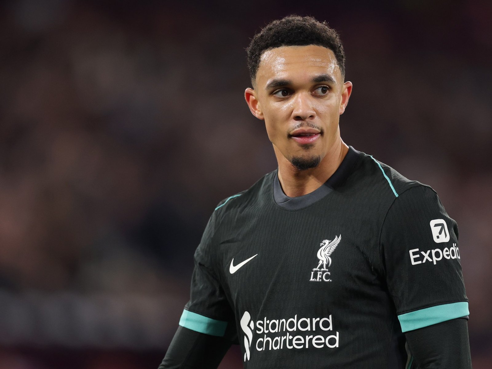 Alexander-Arnold Volledig Toegewijd aan Liverpool Te Midden van Interesse van Real Madrid