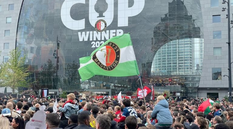 Feyenoord-supporters verbannen van Champions League-wedstrijd in Lille