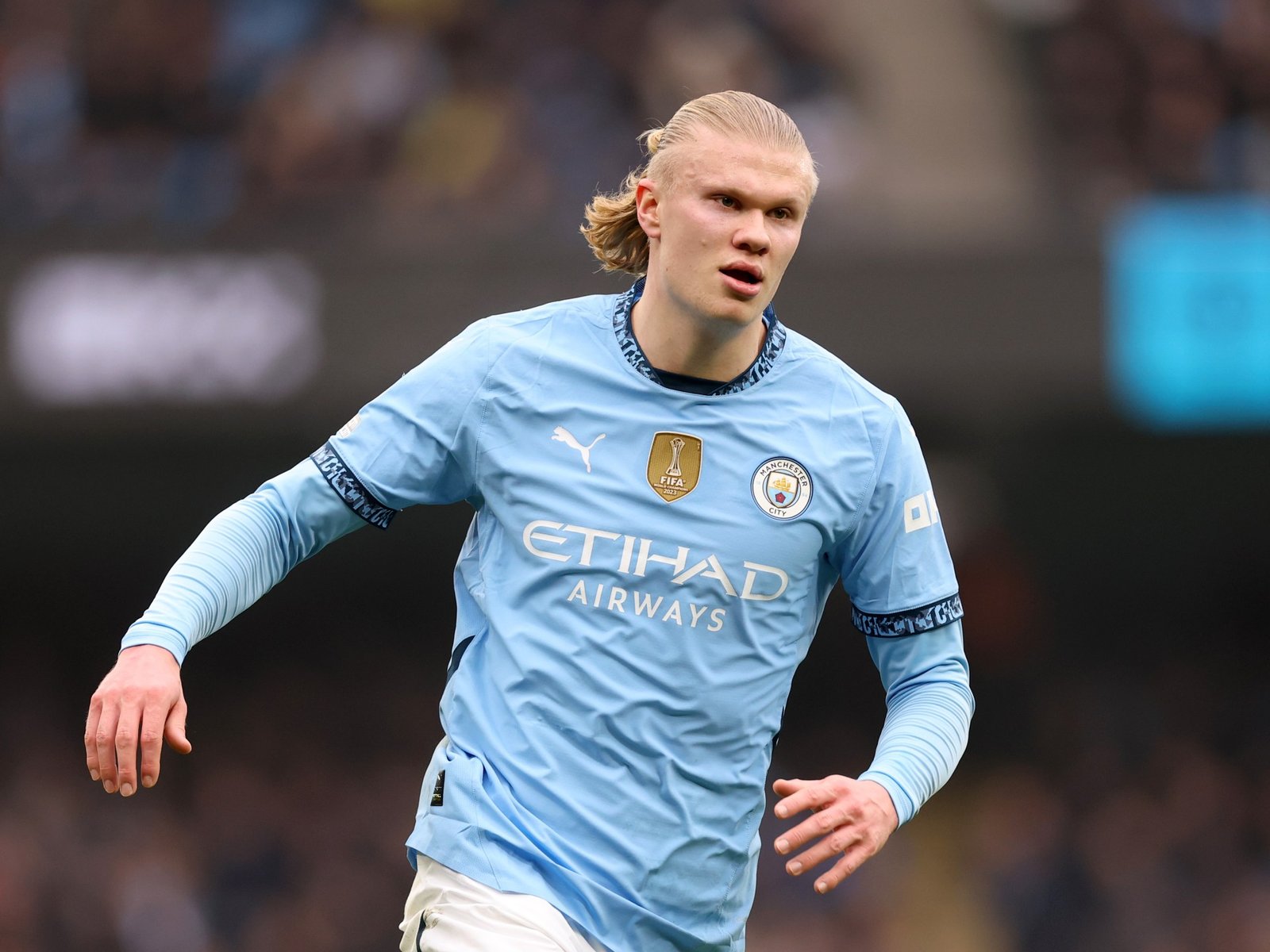 Haaland tekent 10-jarig contract bij Manchester City