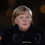 Merkel bekritiseert CDU-leider om samenwerking met extreemrechtse AfD