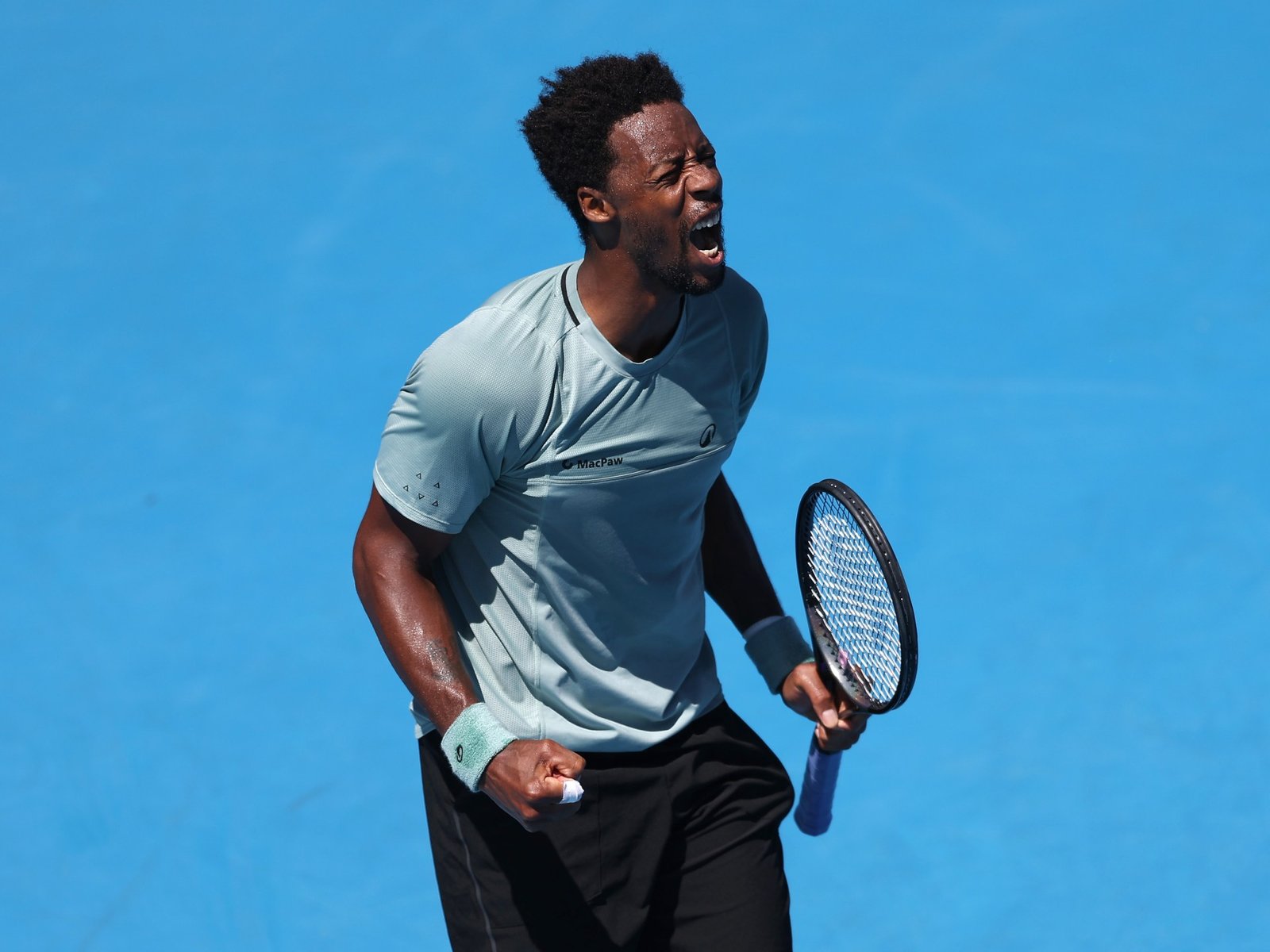 Monfils maakt geschiedenis als oudste speler die een ATP Tour enkelspel titel wint