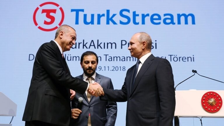 Rusland beschuldigt VS en Oekraïne van aanvallen op TurkStream-gasleiding