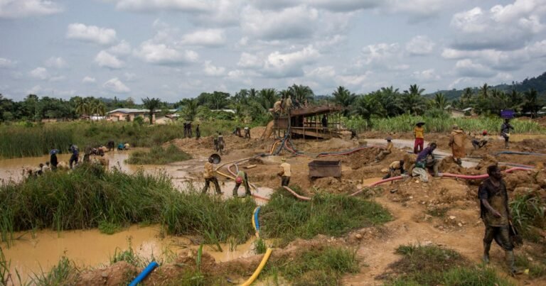 Stijgende goudprijzen brengen Ghana in gevaar door illegale mijnbouw