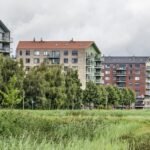 Tekenen van afkoeling op de woningmarkt: Minder biedingen boven de vraagprijs en vaker lagere vraagprijzen