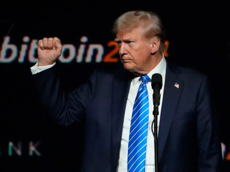 Trump's Nieuwe Meme Coin en Crypto Token Stijgen op Zijn Eerste Dag in Functie