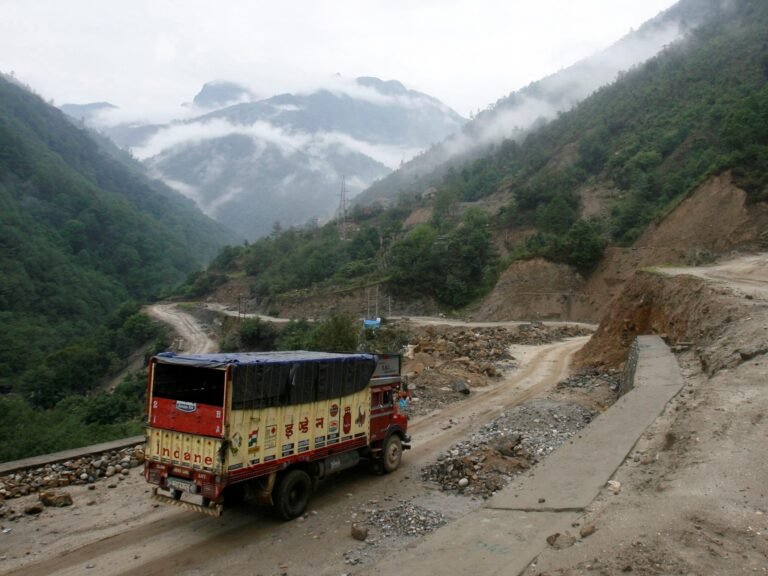 ‘Dijk voor een dijk’: India en China naderen een waterconflict in de Himalaya