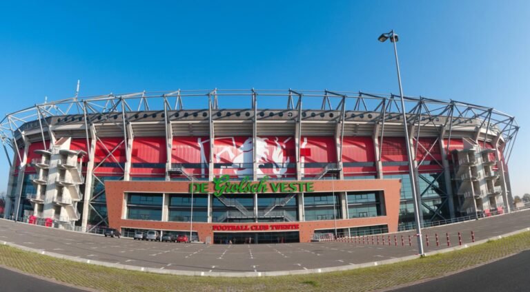 FC Twente moet delen van hun stadion sluiten voor Europa League-wedstrijd