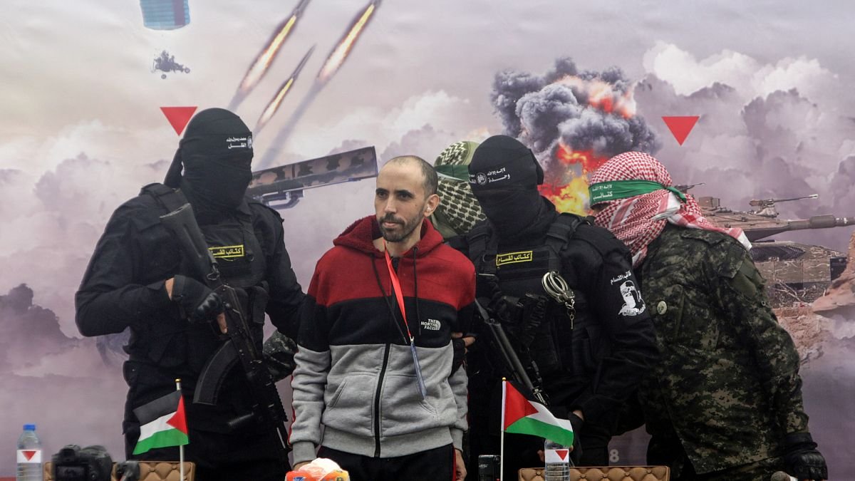 Hamas laat zes laatste gijzelaars vrij in eerste fase van wapenstilstandsovereenkomst