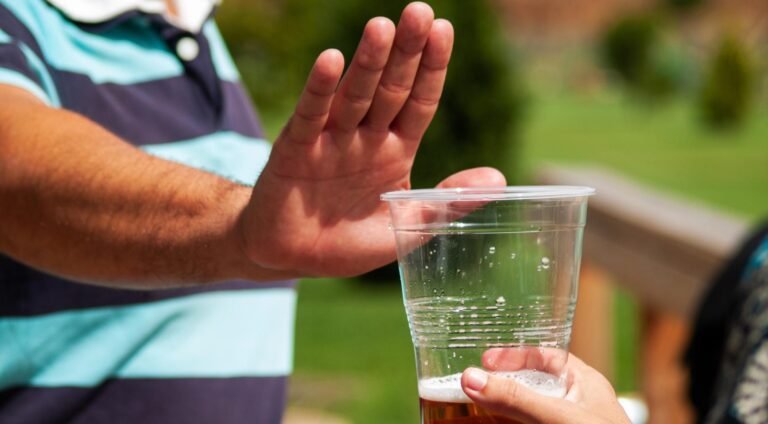 Onderzoekers en deelnemers bevestigen: droog januari vermindert alcoholgebruik