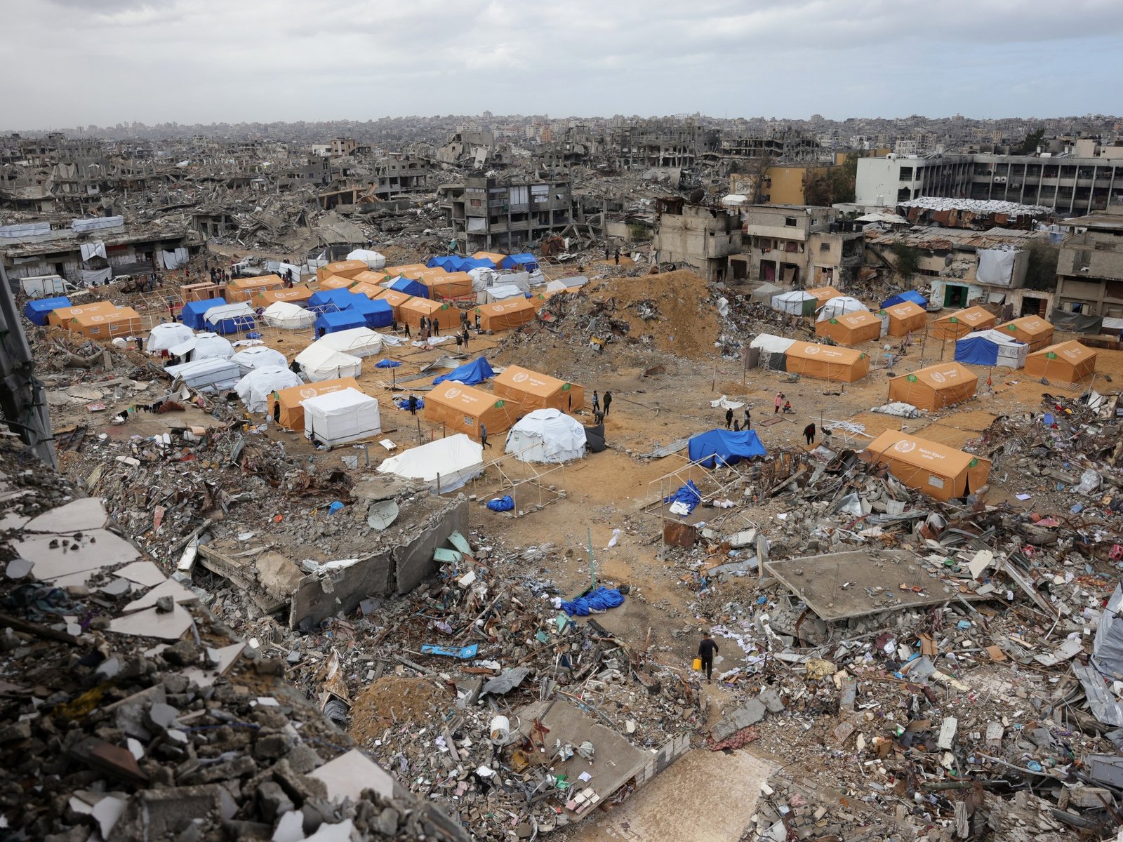 Palestijnen Terug naar 'Giftige Wasteland' in Noord-Gaza