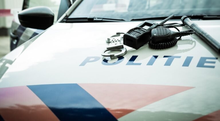 Politie arresteert 14-jarige voor mishandeling op Museumplein en afpersing via Snapchat