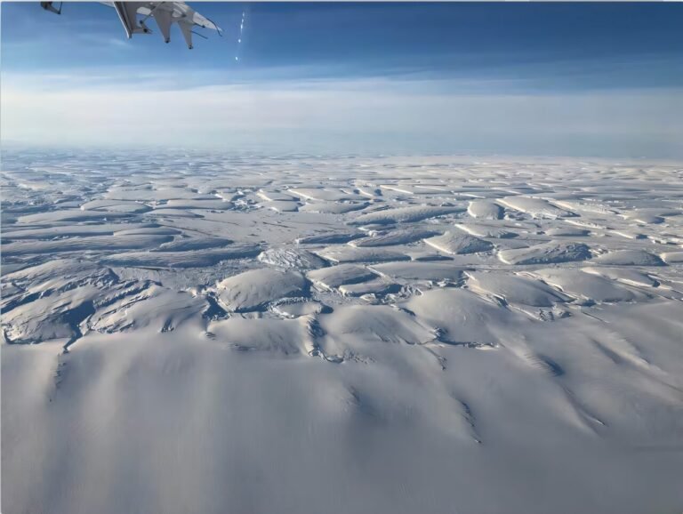 Rivieren in de lucht: Nieuwe studie onthult wat neerslag veroorzaakt op ijsschappen in West-Antarctica