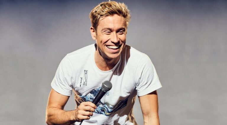 Russell Howard bespreekt carrière, gezin en Nederlandse seksshops voor shows in Rotterdam en Amsterdam