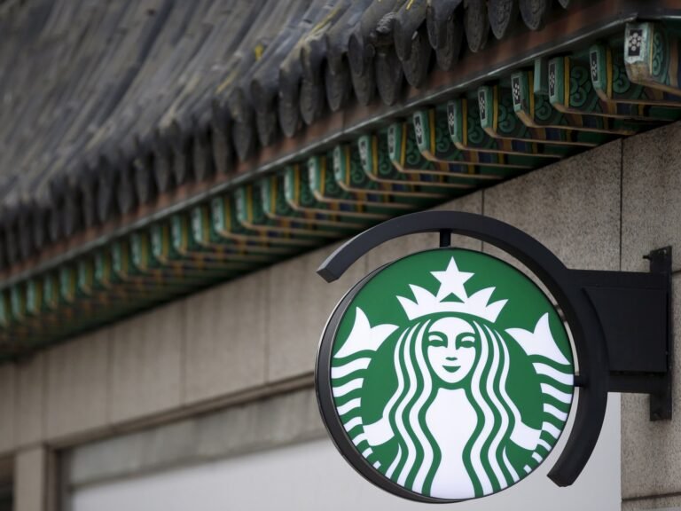 Starbucks aangeklaagd door de staat Missouri vanwege het gebruik van DEI-beleid