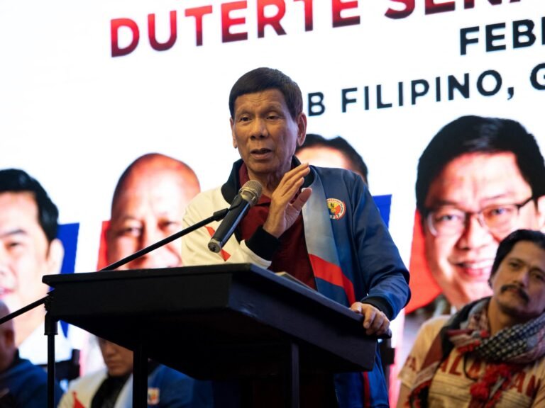 Voormalig Filipijns leider Duterte stelt voor senatoren te doden bij bomaanslag