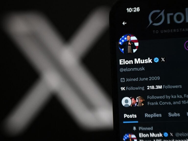 Elon Musk: X Doelwit van Cyberaanval na Storing