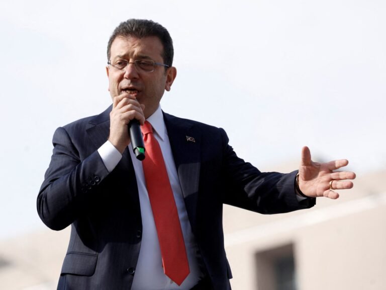 Istanbul Universiteit annuleert diploma van burgemeester Ekrem Imamoglu