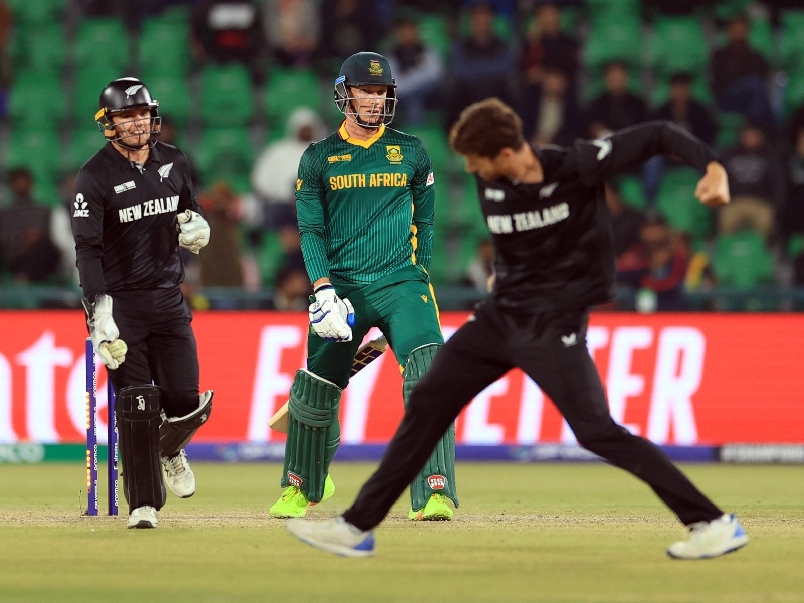 Nieuw-Zeeland verslaat Zuid-Afrika en plaatst zich voor de Champions Trophy-finale tegen India