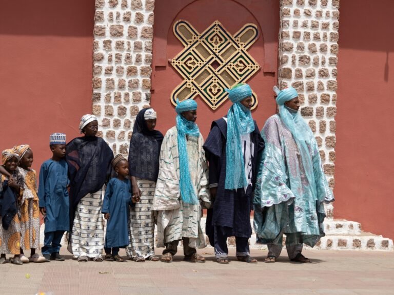 Ramadan in Kleuren: De Vieringen van Moslims in Afrika tijdens de Heilige Maand en Eid