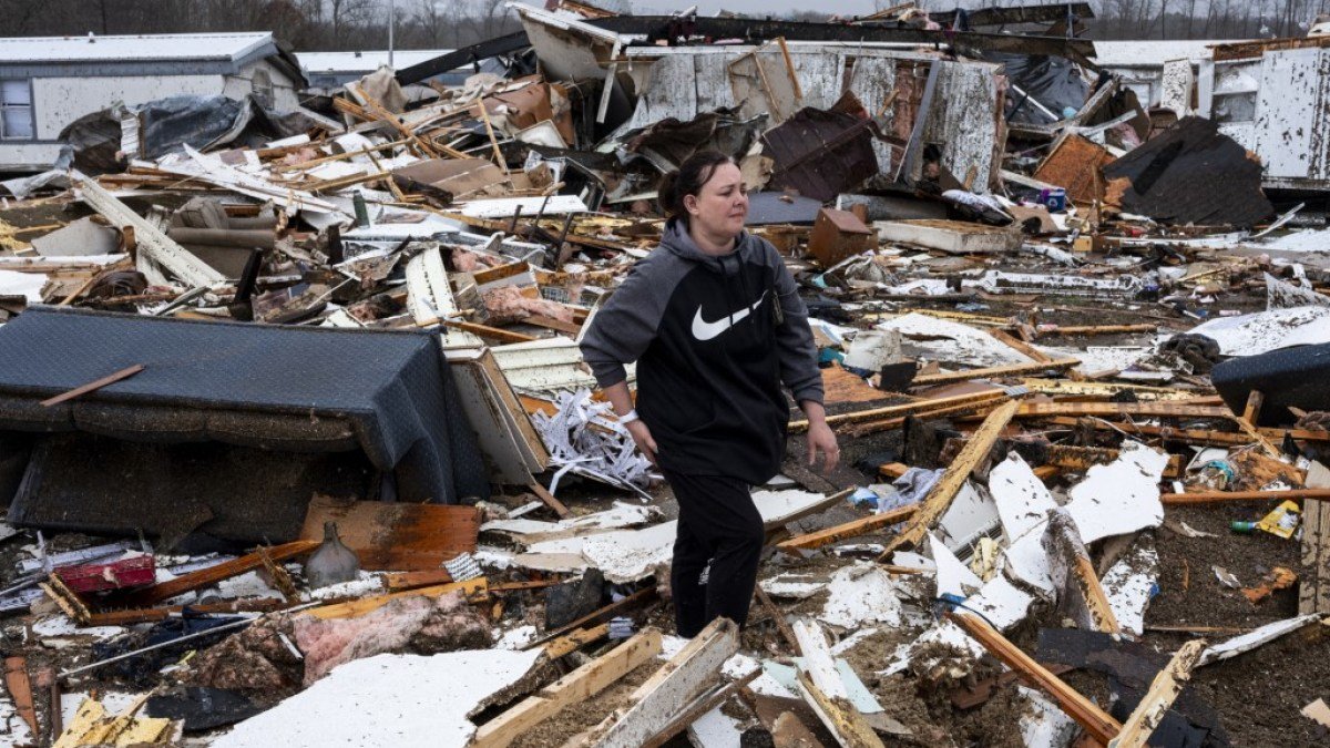 Tornado-waarschuwing aanhoudend na dodelijke stormen in de VS met ten minste 35 doden